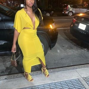 Yellow classy dress